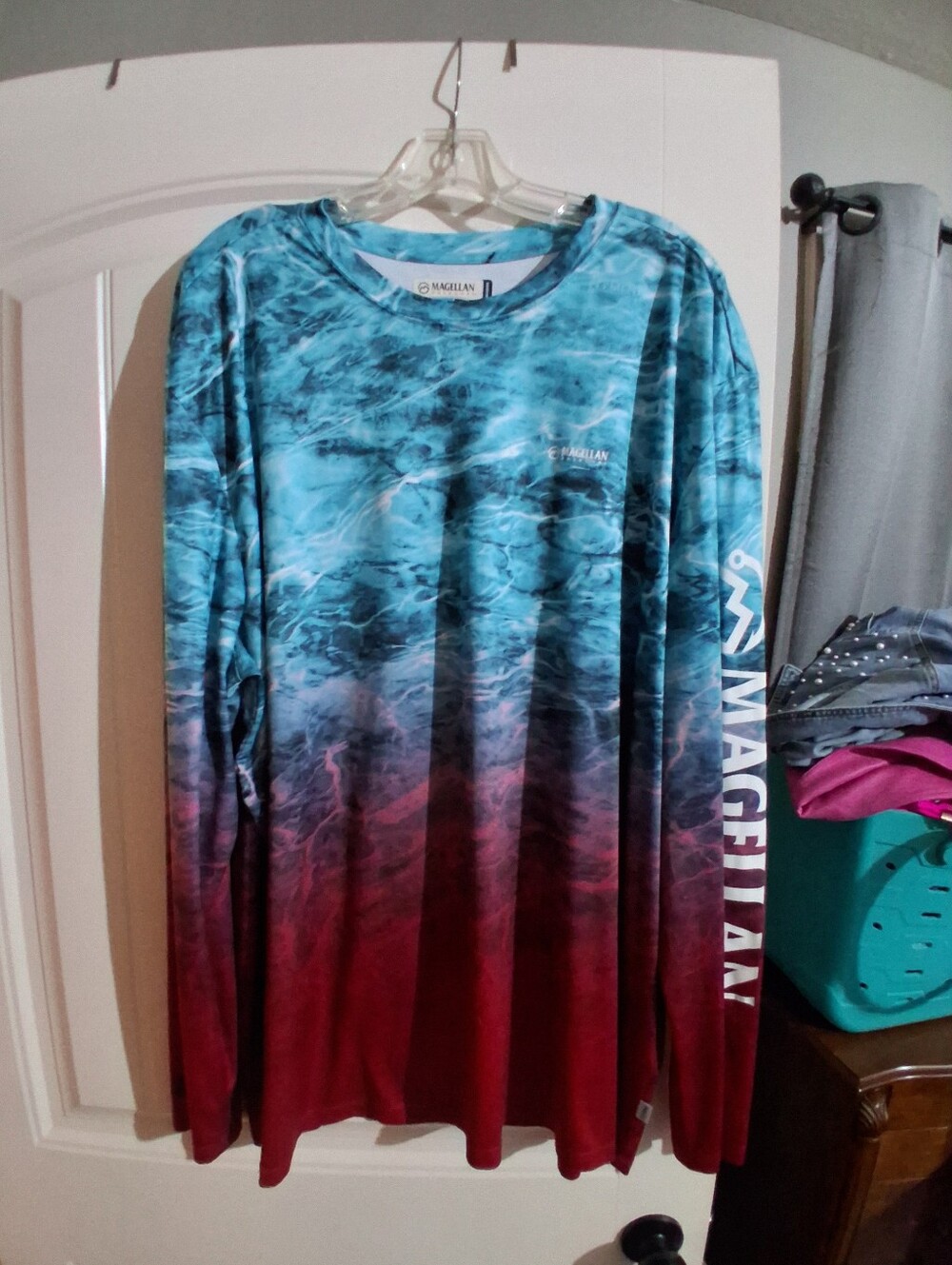 Magellan Long Sleeve Performance Fishing Shirt Blue Red Watercolor Wave 3X